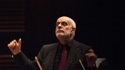 Ton Koopman (81) speelt Athalia voor 100 jaar Sint Jansbasiliek in Laren