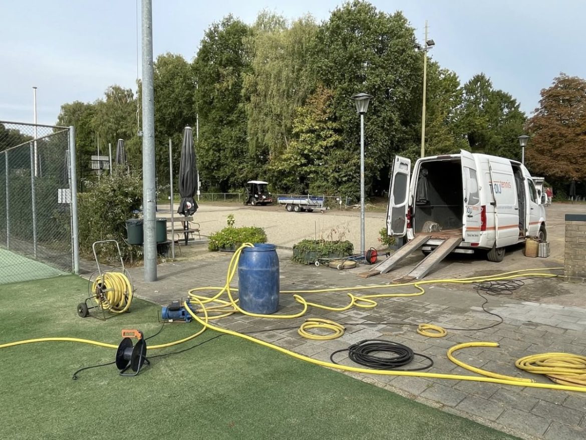 Grote schoonmaak bij SV Laren ’99