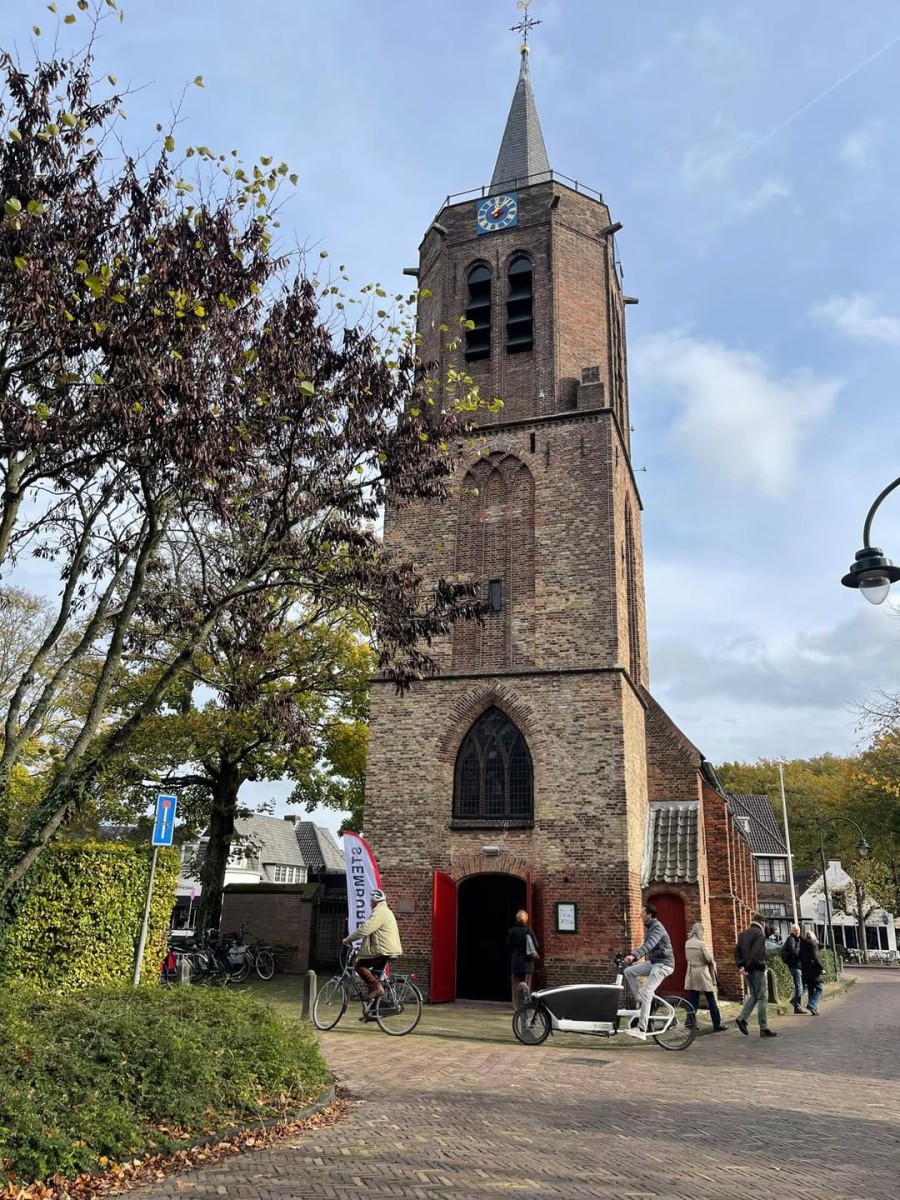 Opkomstcijfers Verkiezingen in Laren (21.00 uur): 83,85%