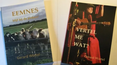 Ex-dorpsdichter brengt twee nieuwe bundels uit