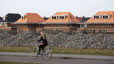 Rijk geeft 420 miljoen voor woningbouw en mobiliteit Noord-Holland