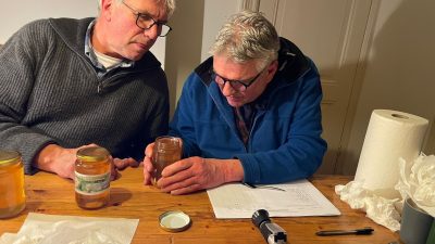 Vandaag jaarlijkse Honingproeverij in Ons Genoegen