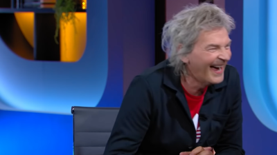 Boek over DWDD in de maak:’Een onaantastbare presentator en een redactie onder hoogspanning’