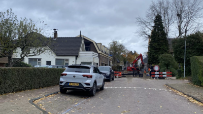 Laren maakt de Kleine Brink groener en ’regenklaar’