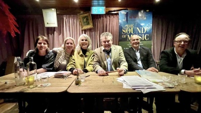 Afscheid voorzitter Monique Woerdman en communicator Charles Borremans bij ‘De Papagaai’