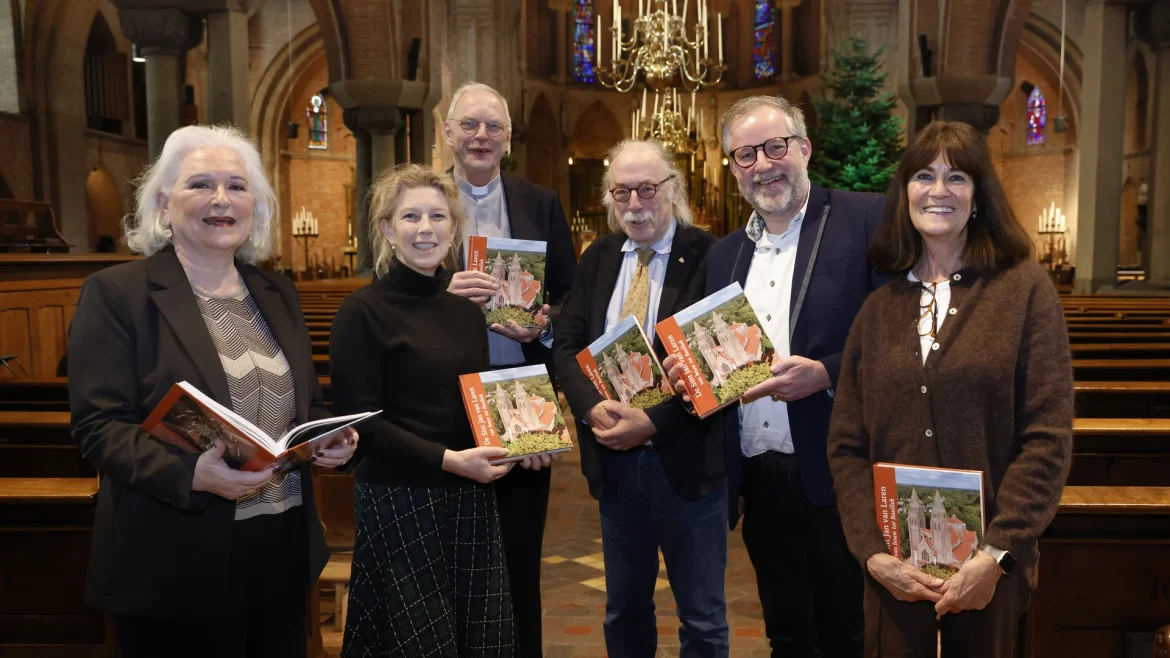 Boek over honderdjarige Sint Jansbasiliek vertelt alle verhalen over het icoon van Laren