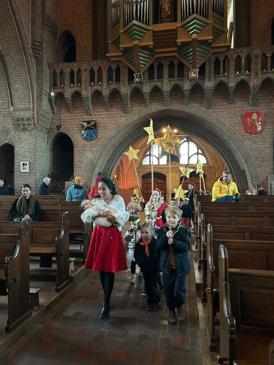 Een echt kindje wiegen