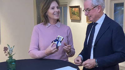 Elsemieke Havenga ontvangt eerste Coeswaerde Prijs