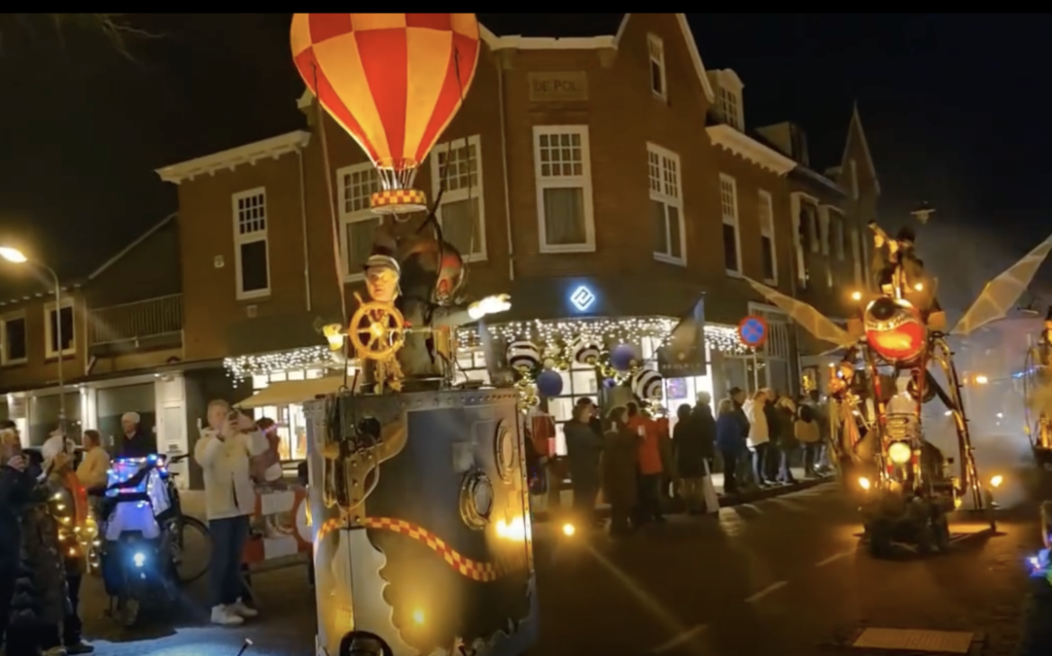 (video) Lichtjesavondparade door Joke Kok