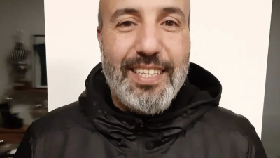 Laren’99 zit halverwege het seizoen in zwaar weer, maar Larbi Essabar gelooft heilig in goede afloop