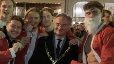 Hoe vergaat het oud-burgemeester Nanning Mol in Dordrecht?