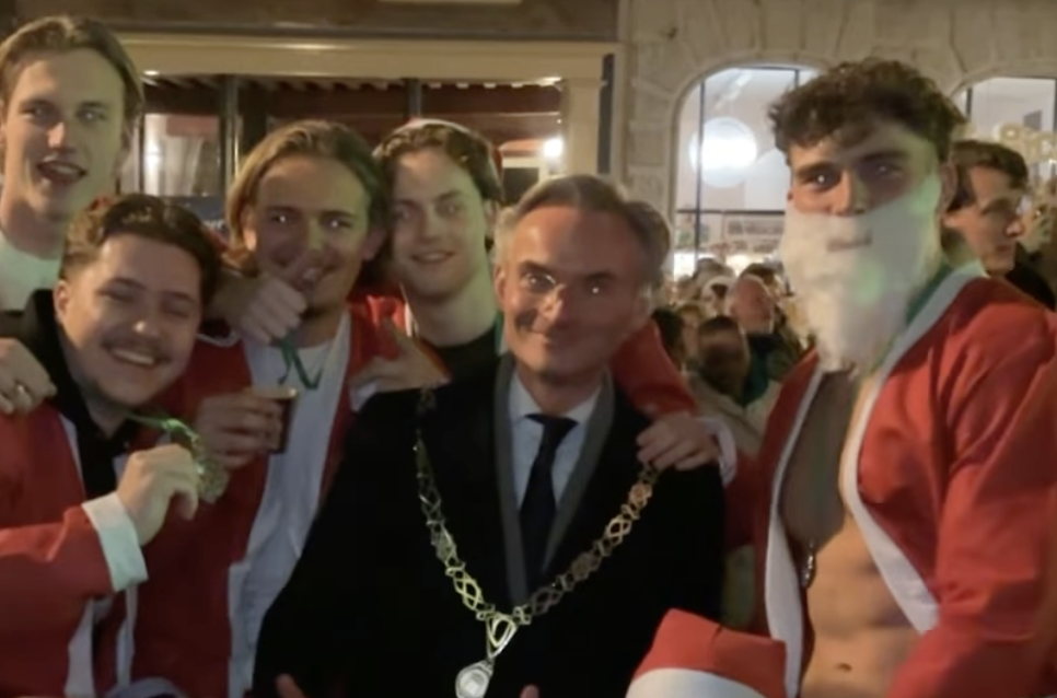 Hoe vergaat het oud-burgemeester Nanning Mol in Dordrecht?