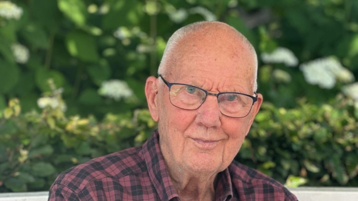 Schrijvende boswachter en ’groen geweten’ van de Gooi- en Eemlander  Gerrit Jaspers (91) overleden 