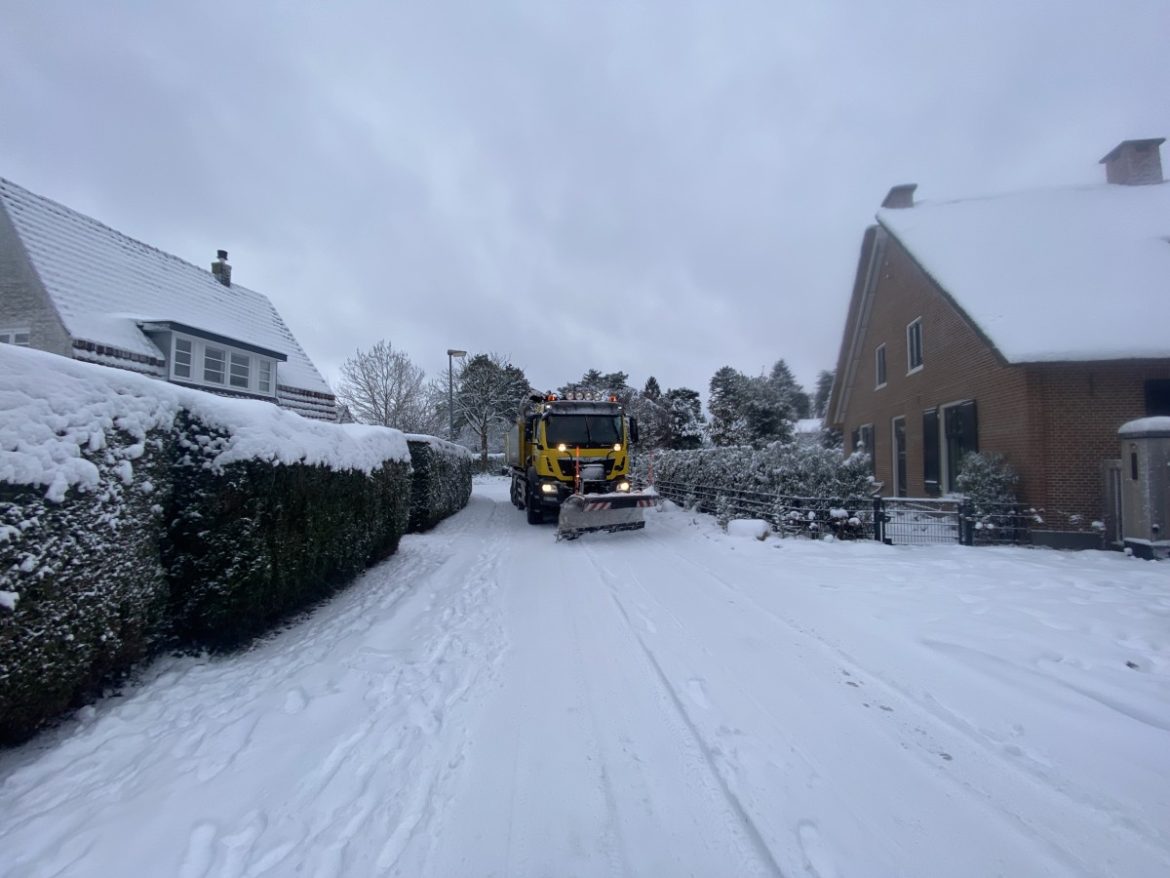 Gladheid bestrijden:  Strooizout nog voldoende op voorraad in regiogemeentes