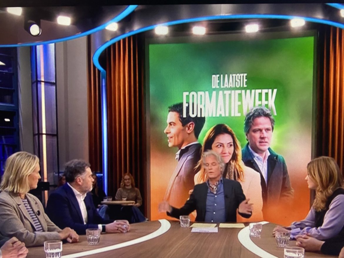 Witte rook: Doorbraak in Den Haag: D66, VVD en CDA sluiten akkoord