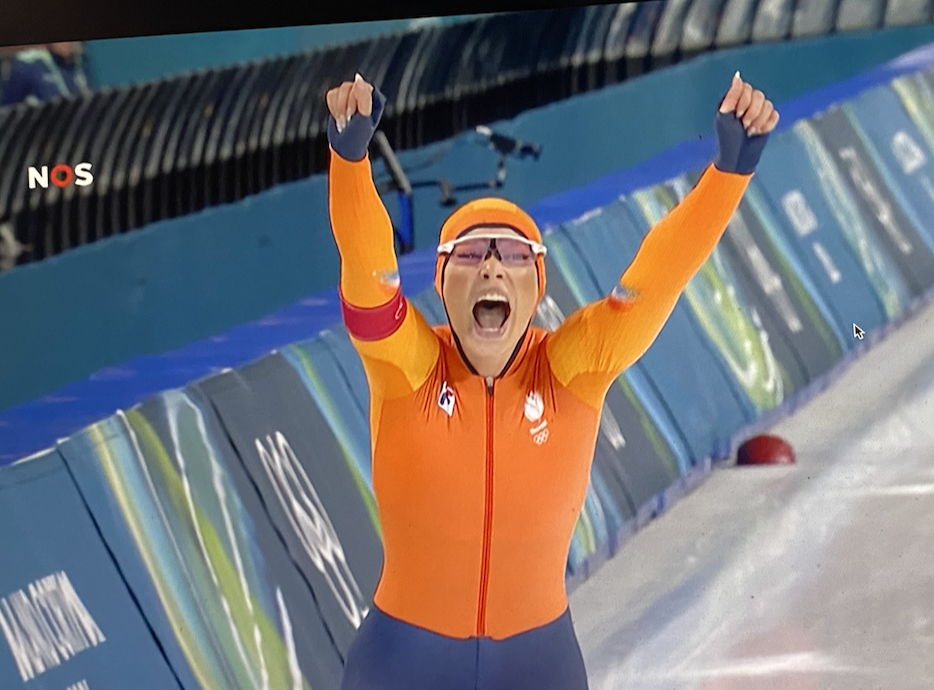 Jutta Leerdam olympisch kampioen op 1.000 meter in Milaan, Femke Kok tweede