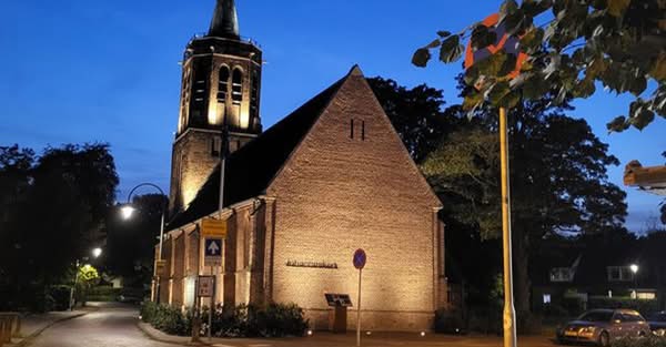 Paaswake in Johanneskerk Laren: Waken voor Vrede