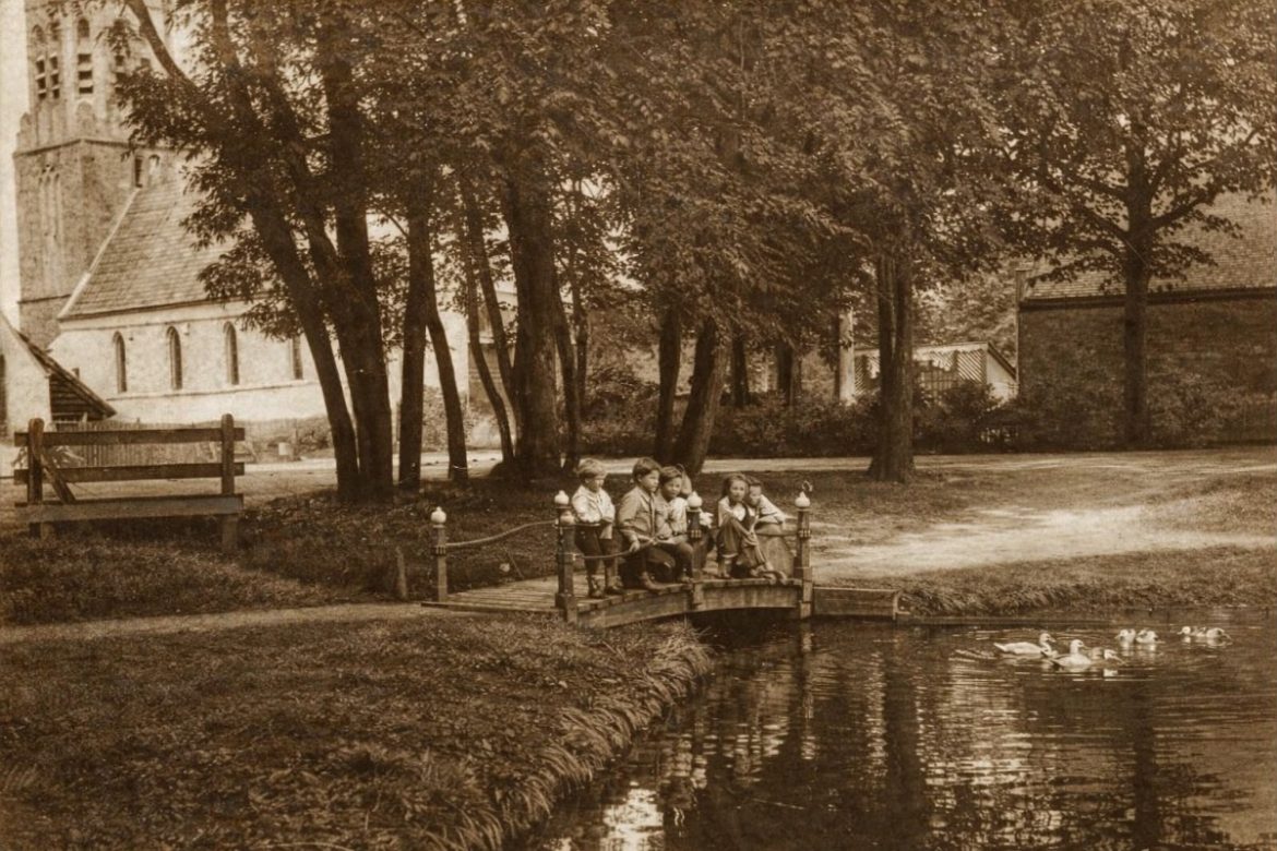Laren in 1910…