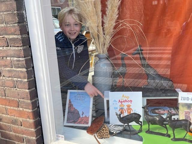 Victor debuteert bij Larens Boekhandel