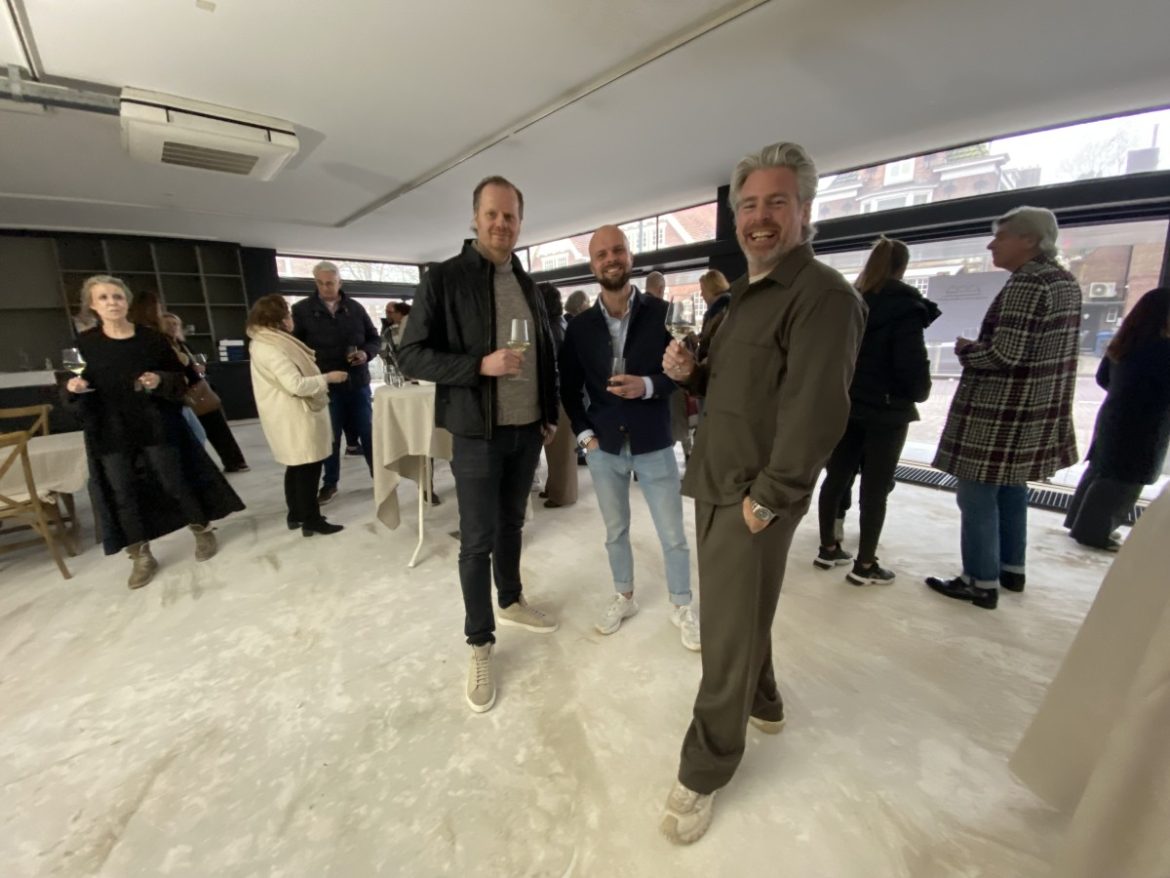 ‘Bijzonder Laren-borrel bij Kabaz in voormalig pand Riviera Maison