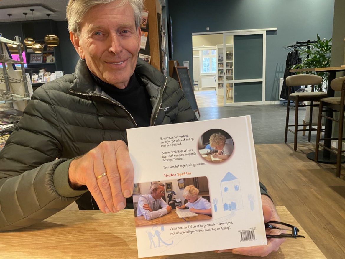 Kinderboek ‘Aap en Apekop ‘ debuut van de kleine Victor Spetter