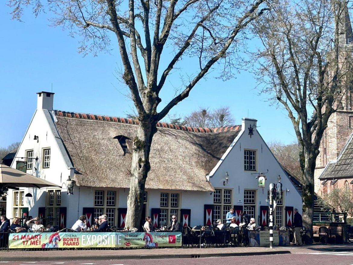 Larense kunstenaars exposeren