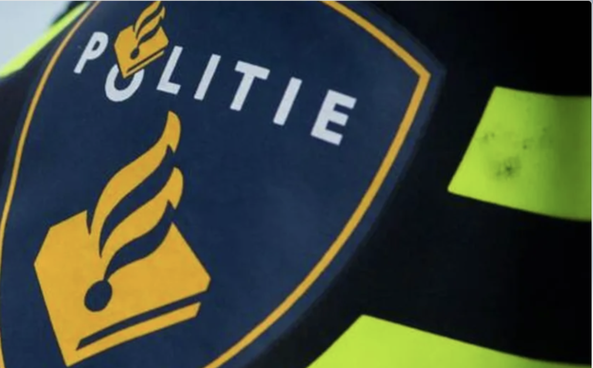 Wijkagenten waarschuwen voor oplichters in Laren en Blaricum