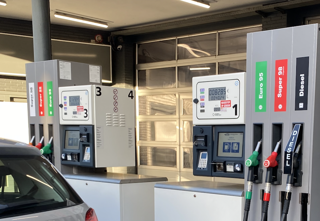 Benzineprijs stijgt tot boven de 2,50 euro per liter