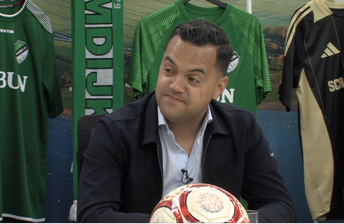 Topscheidsrechter De Brito Roque uit Laren kondigt afscheid aan