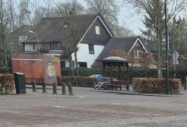 Explosie bij geldautomaat zorgt voor consternatie in Laren: ’Dacht dat de oorlog begonnen was’