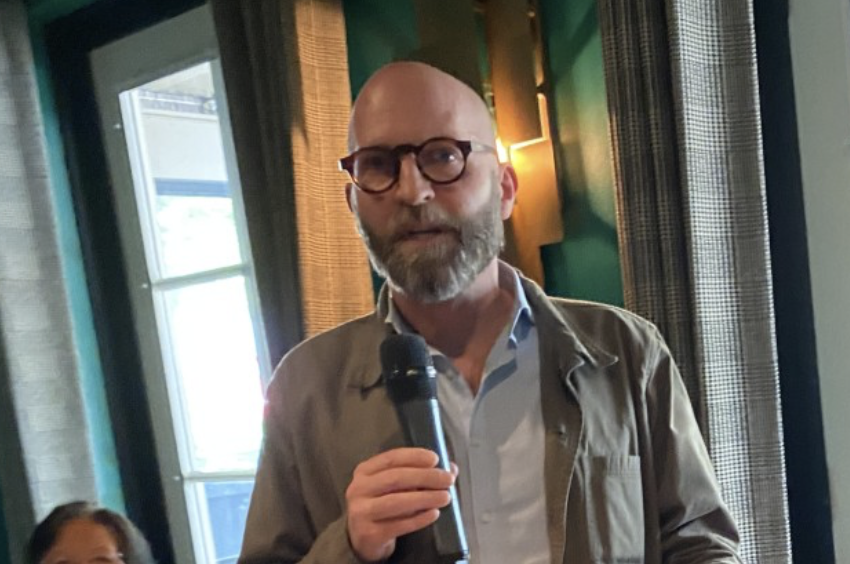 Boze ondernemers in Laren door forse ozb-verhoging: ’De gemeente vult gaten in de begroting over onze rug’