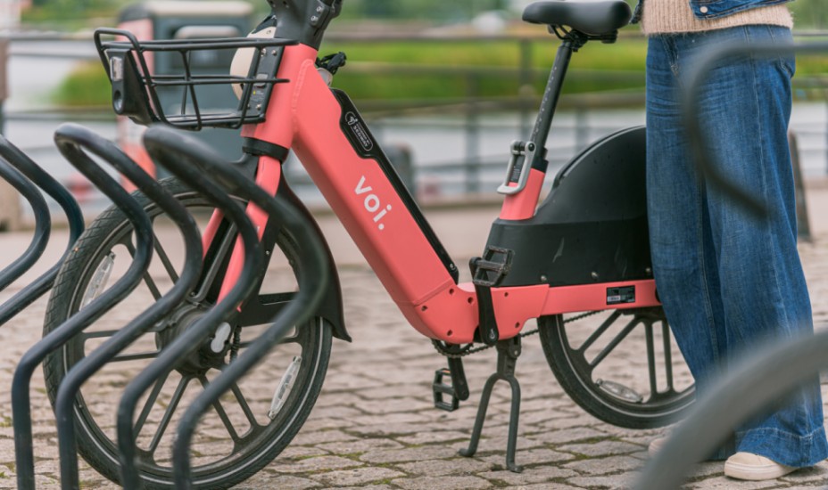 Nieuwe deelfietsen duiken overal en nergens op, terwijl dat niet de bedoeling is: ’We zitten nog in de opstartfase.