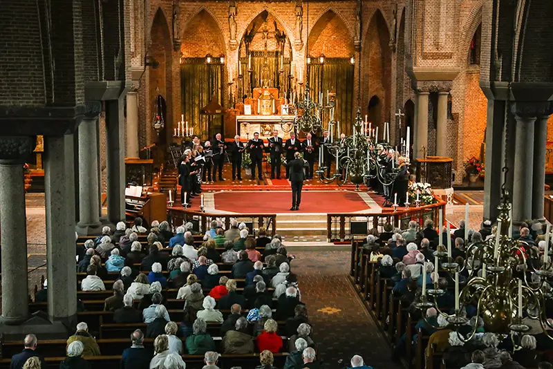 Paasconcert  Sint Jansschola Tweede Paasdag in Basiliek