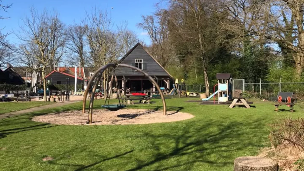 Speeltuin Laren tijdelijk dicht voor aanleg nieuwe samenspeeltuin