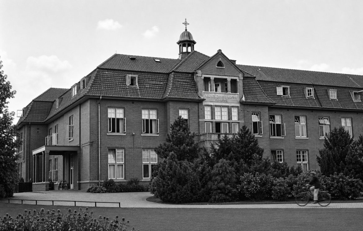 Het Sint Jan ziekenhuis in de jaren ’50.