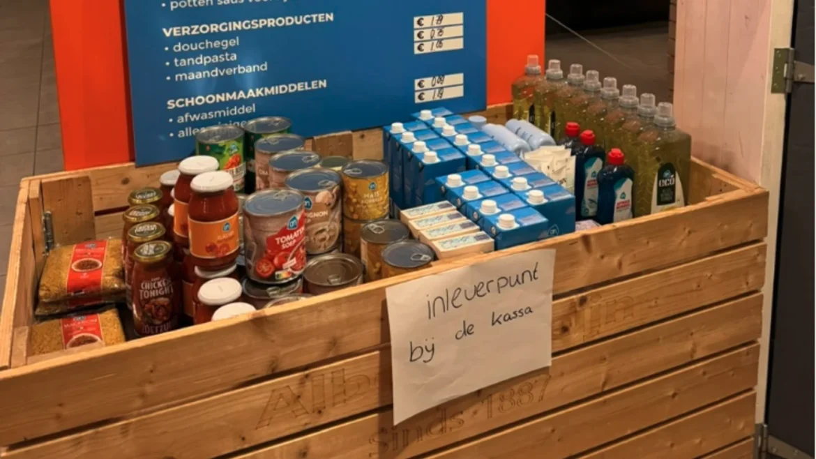 Veel bijval voor ‘voor-elkaar-kastjes’ in BEL: ‘wie iets kan missen, legt het erin’