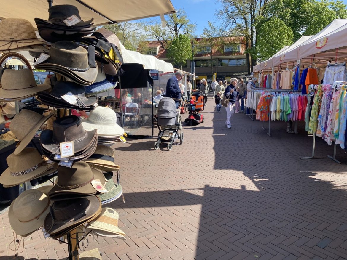 KNMI: Zonnig en droog. Vanmiddag en  vanavond enkele onweersbuien