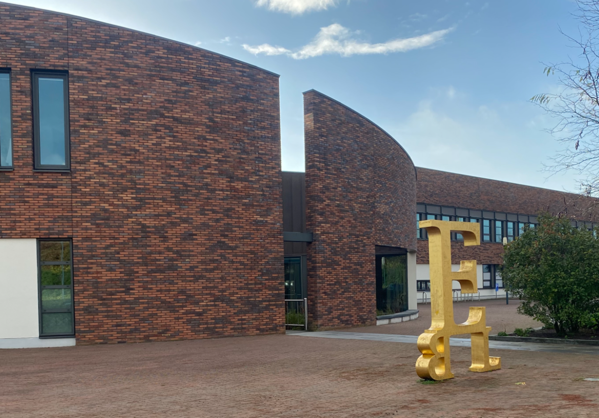 Aangepaste openingstijden BEL kantoor in de maand mei