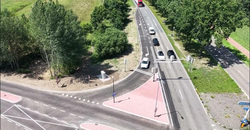 Le Coultredreef is weer open.