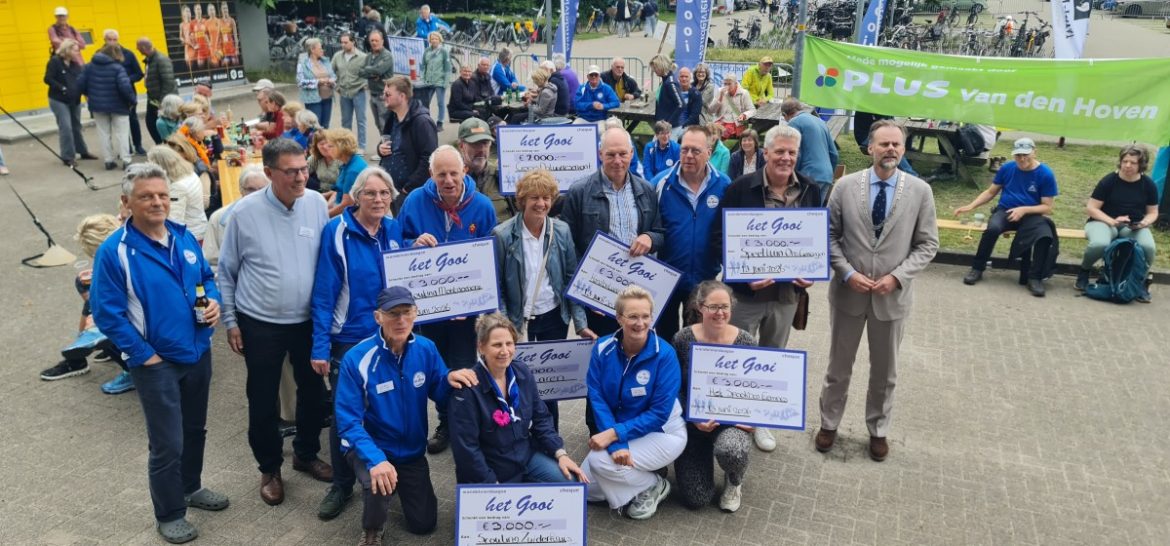 16e editie van de Gooise vierdaagse met ruim 1400 deelnemers een daverend succes