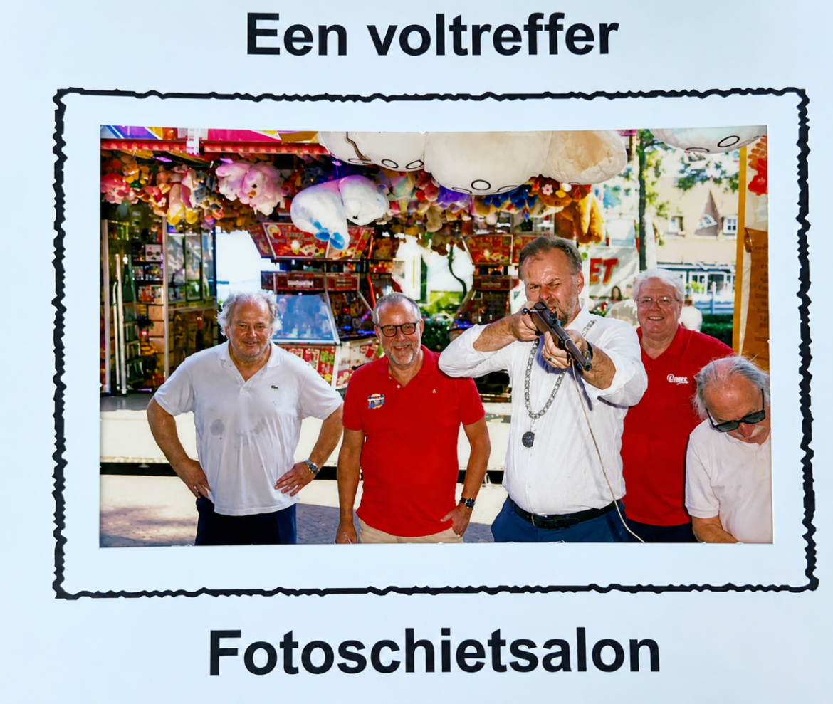 (fotorepo) Burgemeester opent Larense Zomerkerrmis; een voltreffer!