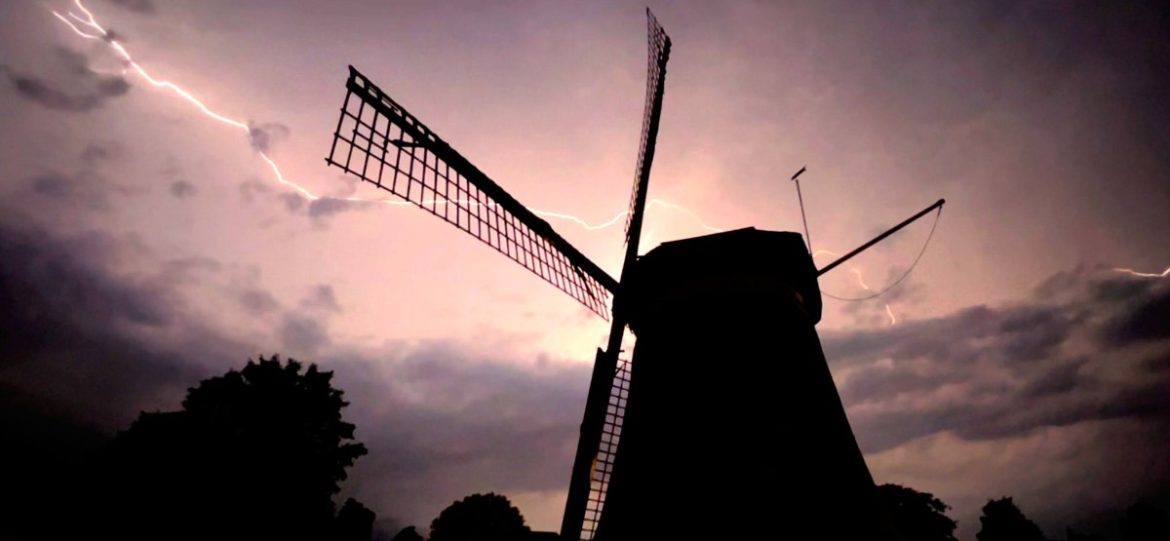Donder en bliksem tijdens spooknacht