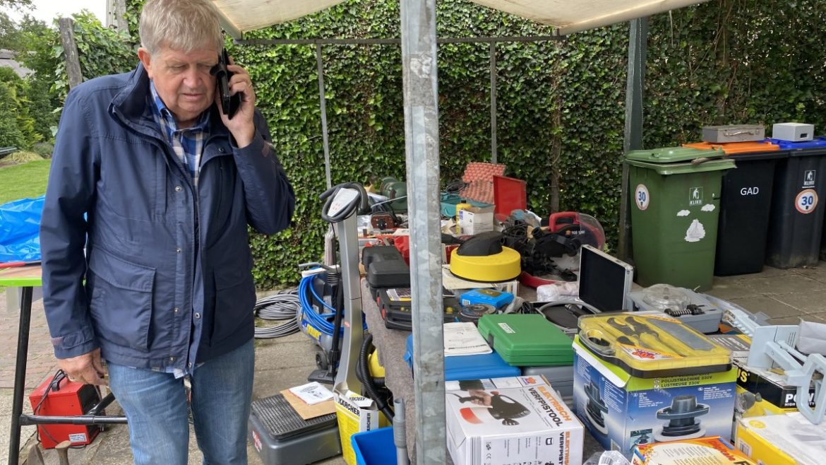 Veel belangstelling dit weekend voor Garage sale Smeekweg