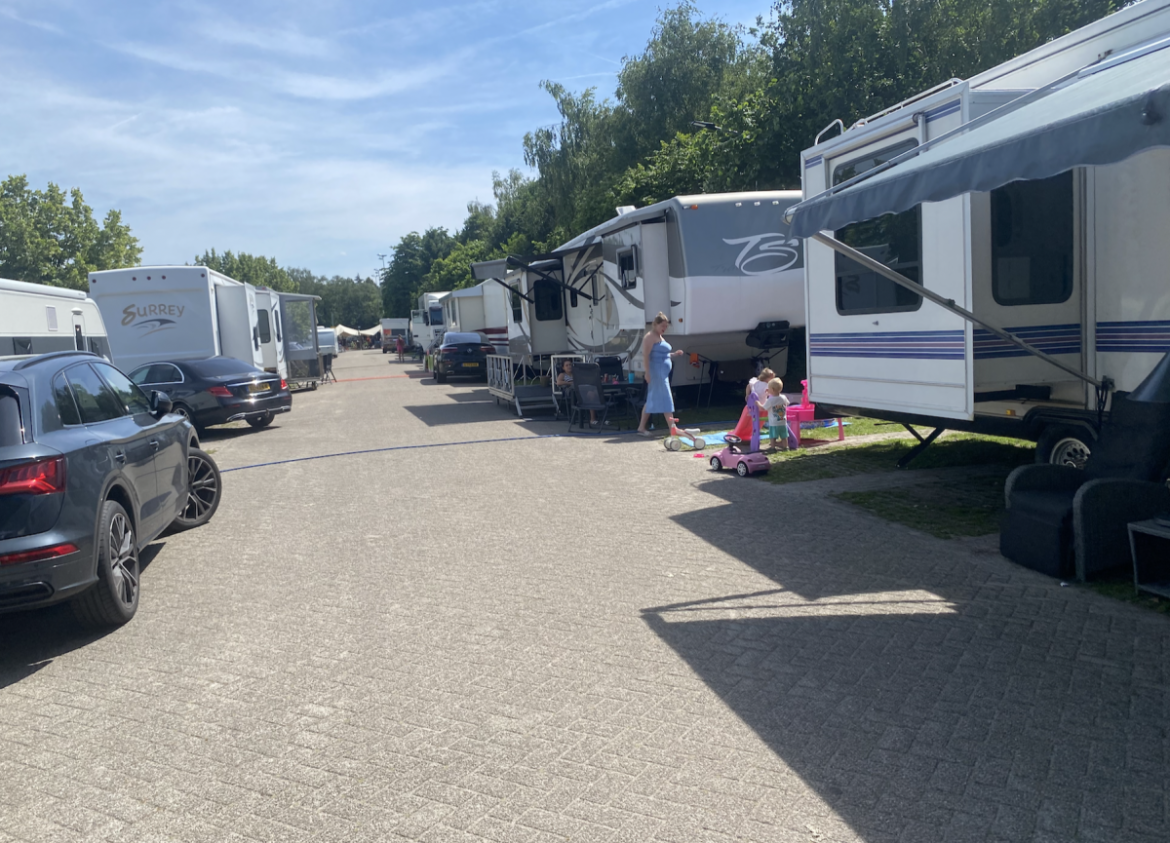 Het kermisdorp is weer gearriveerd
