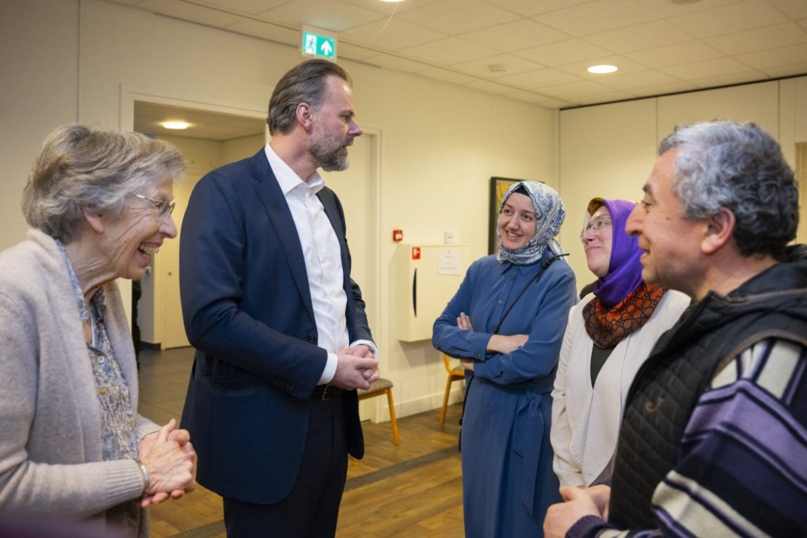 De eerste 100 dagen voor burgemeester Van Rijn zitten erop.