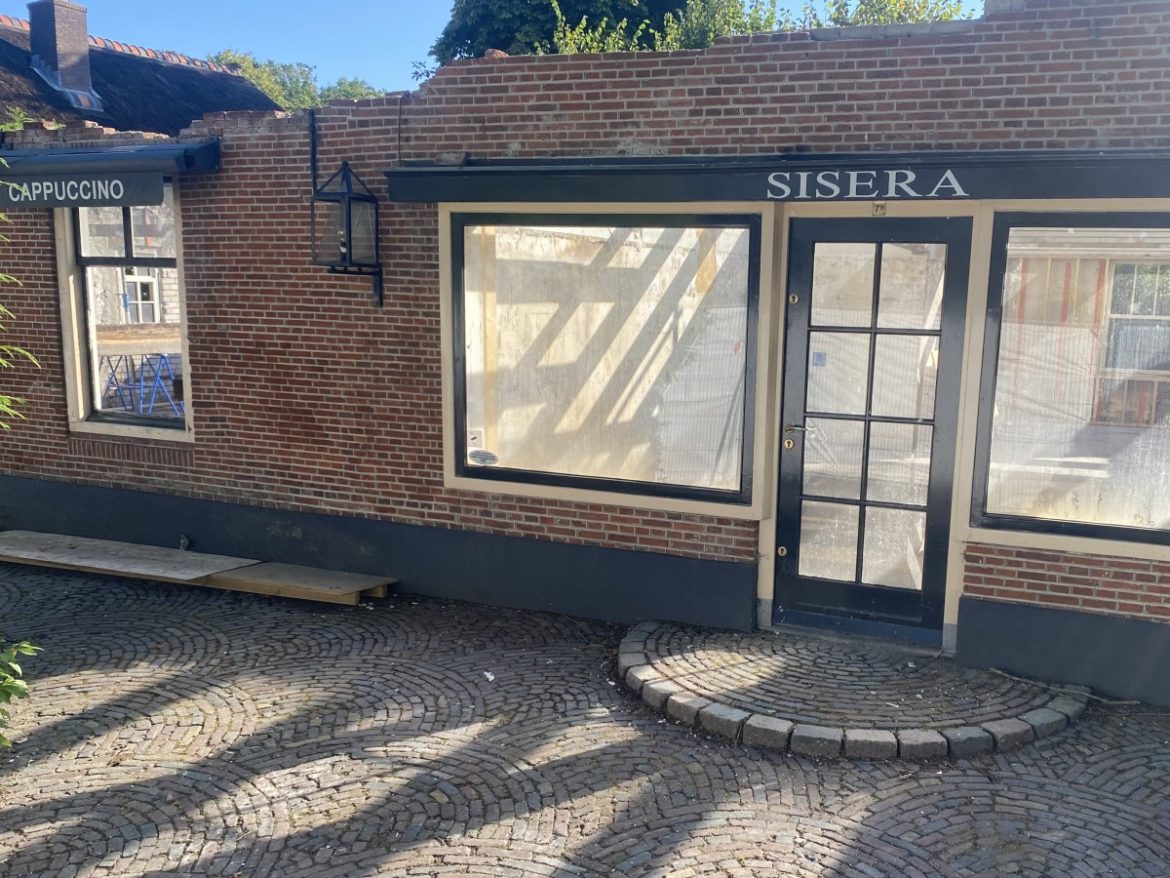 Gerenoveerd pand v/h bakker Ramselaar/Cappucinno te huur aangeboden