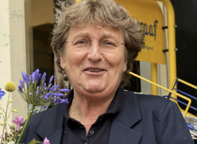 Annelies Gehring ziet haar Larense Boekhandel als sociaal ankerpunt in het dorp
