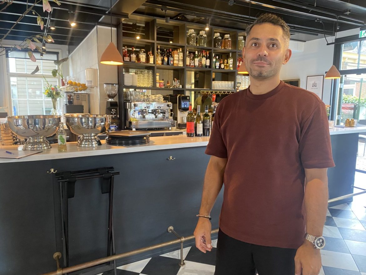Timm draait al proef met zijn Café Kever