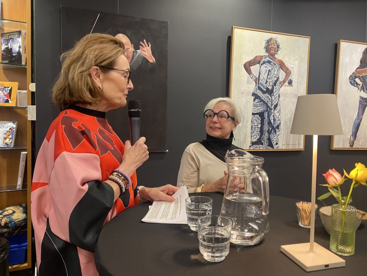 Mooie opening ‘Stoere portretten’ van Hennie Haselaar in Brinkhuis