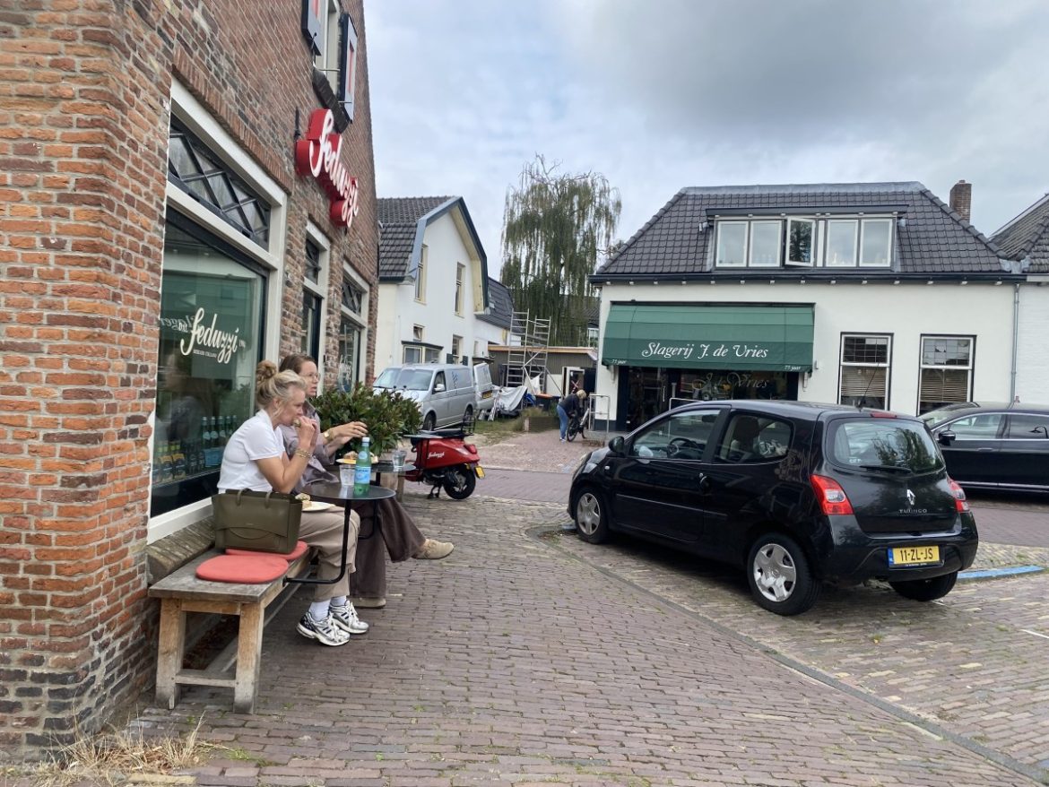 Laren peilt mening van inwoners over wonen en dienstverlening
